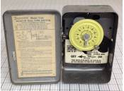 USED 24 Hour Dial Time Switch Intermatic Time Controls T101